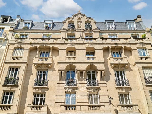 Paris 16ème Auteuil Appartement familial dans immeuble Ha