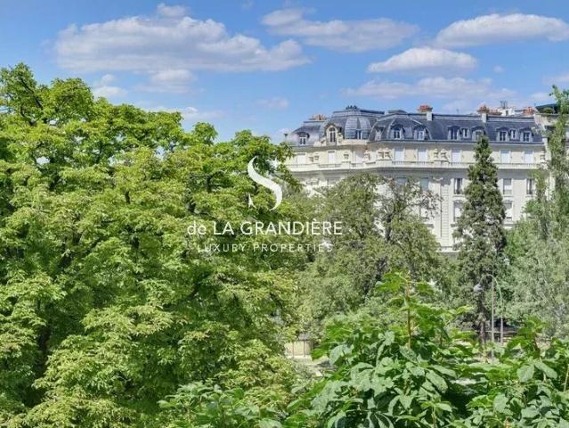 Paris 16ème Avenue Foch 114 m2 avec terrasse