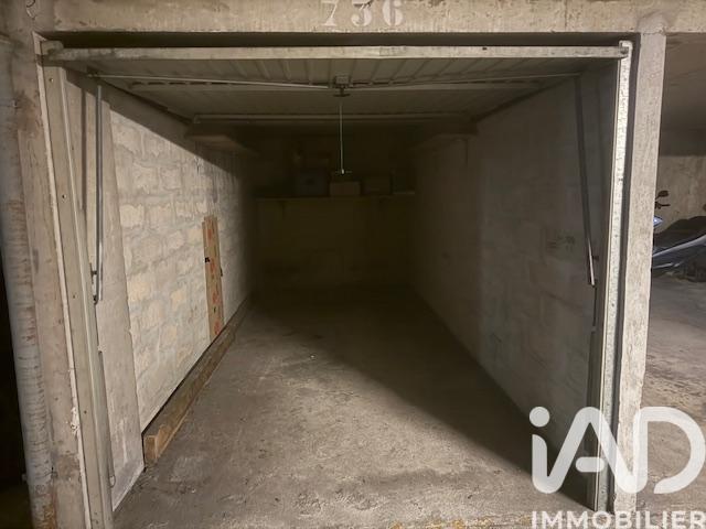 Paris 18 Vente Parking / Garage 75