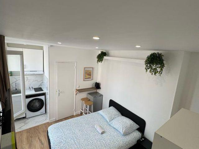 Paris 18 Location Appartement 75