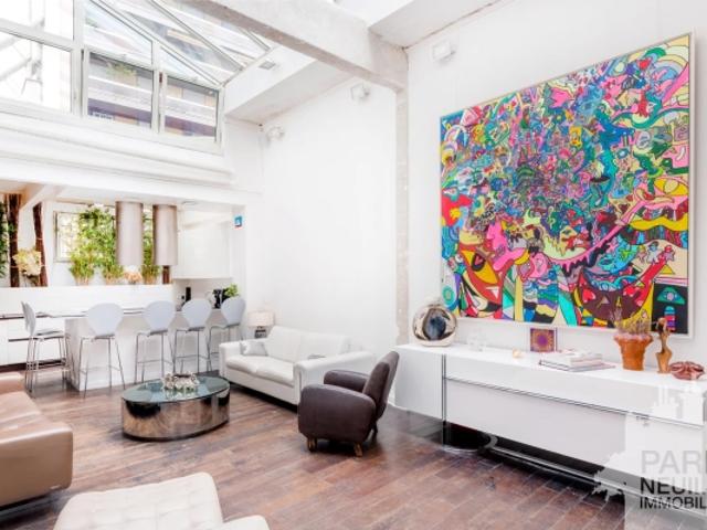 PARIS 18 LOFT + LOCAL COMMERCIAL GRANDES CARRIERE/CIMETIERE MONTMARTRE