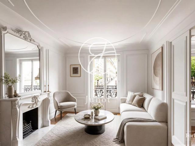 Paris 18e BARBÈS / CHRISTIANI Appartement 5 pièces 116.7