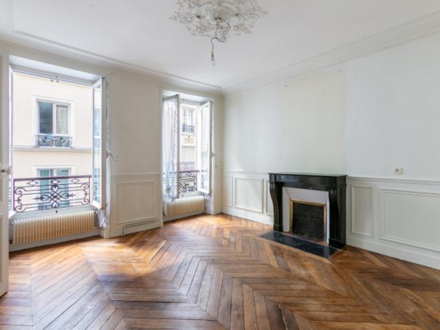 Paris 18e Petite Carrière ¦ Duplex à créer ¦ 6 pièces 4 ch