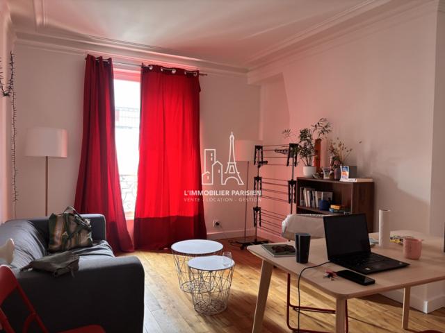 PARIS 18E / RUE DE CLIGNANCOURT BEAU T3 MEUBLE