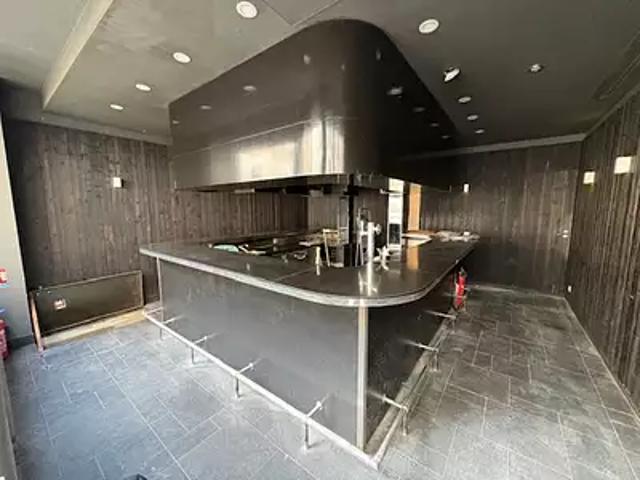 Paris 18ème 75018 Achat / Vente divers 3 pièces cave