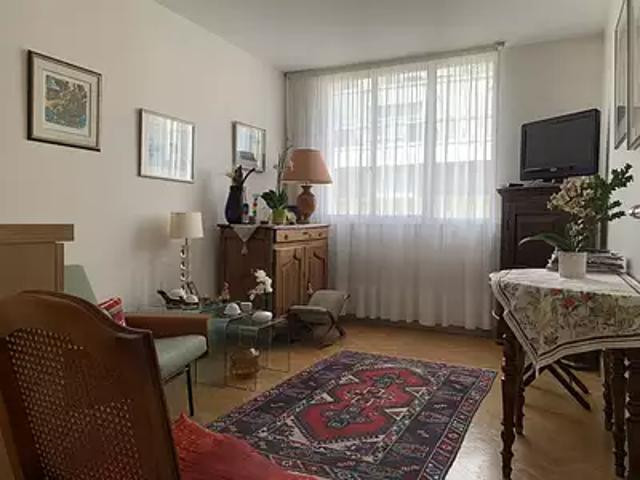 Paris 18ème 75018 Achat / Vente divers 2 pièces