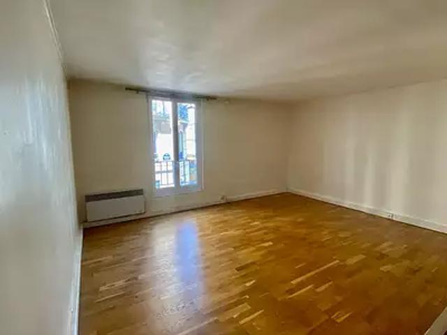 Paris 18ème 75018 Location appartement 1 pièce t1
