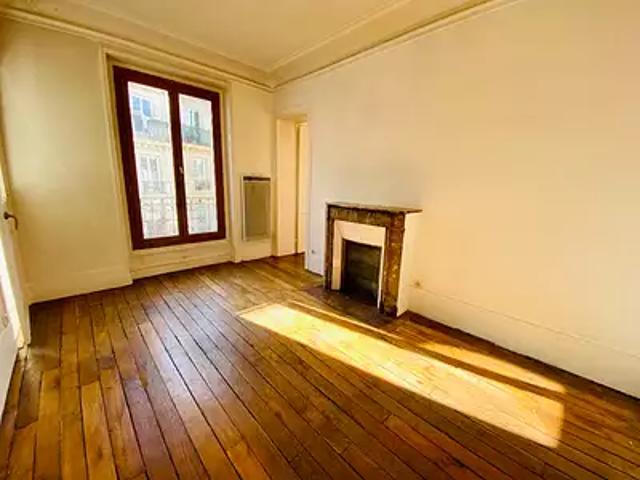 Paris 18ème 75018 Location appartement 2 pièces t2 cave