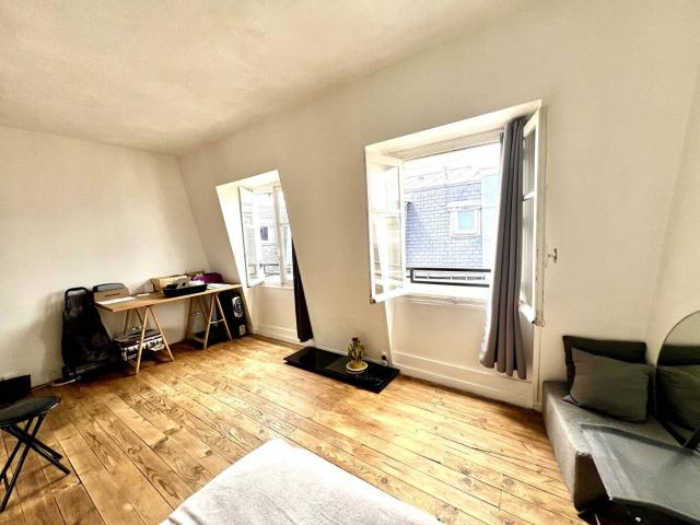 PARIS 18ème M°Jules Joffrin 2 pièces 32,89 M2