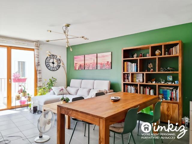 Paris 19 3 pièces de 69,6 m² traversant 2 balcons 70m² Paris 19ème