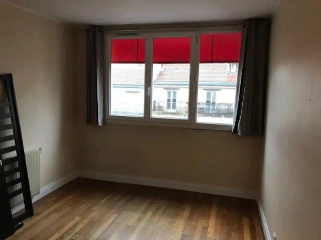 Paris 19 Location Appartement 75