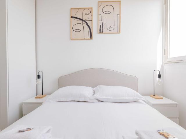 Paris 19th: Bright and amazing apartment, Paris Amsterdam Apartments for Rent