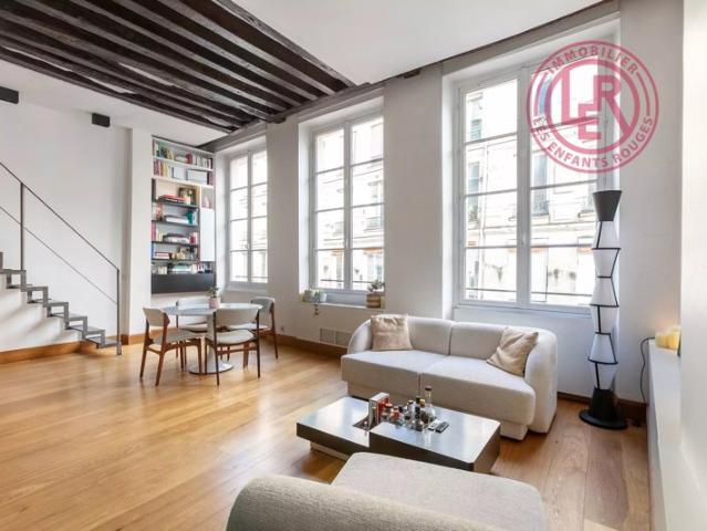 Paris 1er Ferronnerie Sublime 2 pièces rénové par architecte