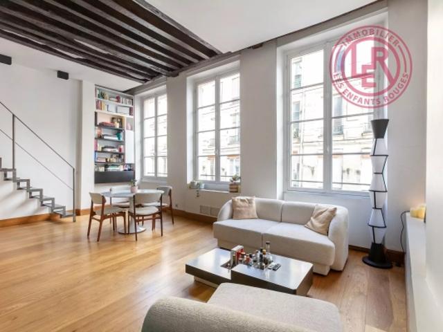 Paris 1er Ferronnerie Sublime 2 pièces rénové par architecte