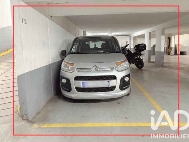 Paris 20 Vente Parking / Garage 75