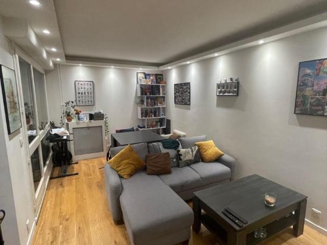 Paris 20 Location Appartement 75