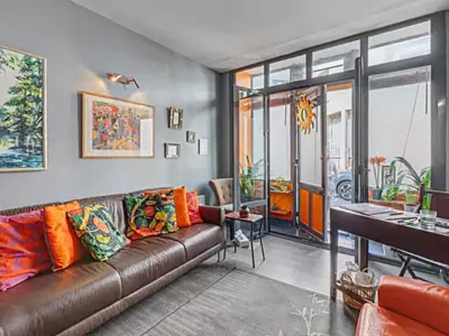 Paris 20ème 75020 Achat / Vente divers 2 pièces