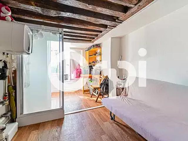 Paris 3ème 75003 Achat / Vente appartement 1 pièce t1 au dernier étage