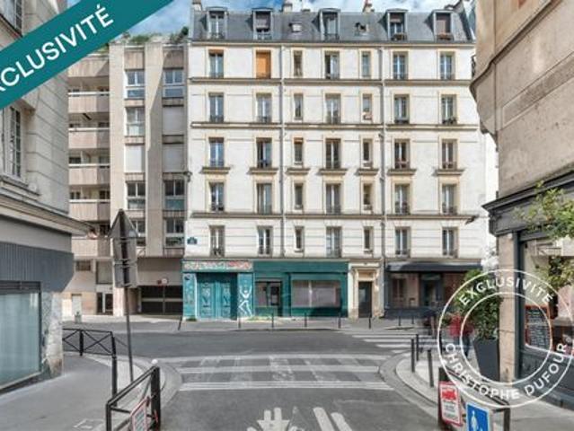 Paris Ve. À proximité immédiate du bas de la rue Mouffetard. Superbe 2 pièces de 58 m2