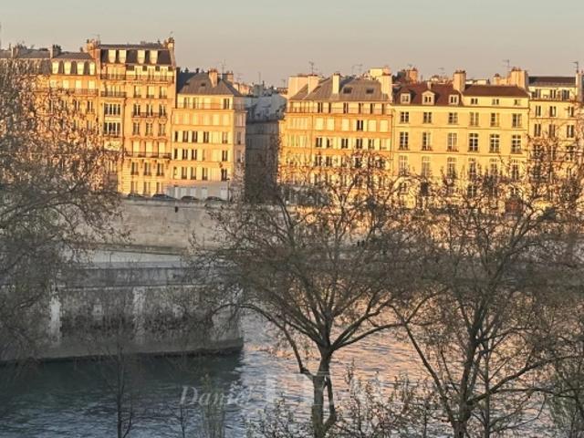 Paris Ve Quai de la Tournelle