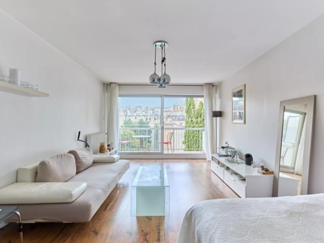 Paris VIe Studio sur jardin Assas