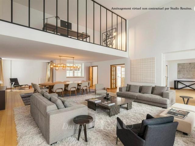 Paris VIIIe Faubourg Saint Honoré/Bristol Duplex sur jar. 229m² Paris 8ème