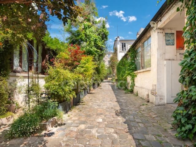 Paris XIème Quartier Popincourt Impasse privée Appartement/Maison esprit loft 98m2