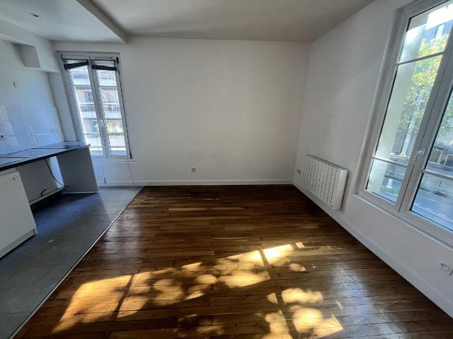 PARIS XIIème, métro Daumesnil, 2 Pièces de 30,24m²: PARIS 12ème 75012 30.34 m² | GTF Location