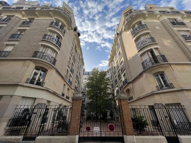 PARIS XV