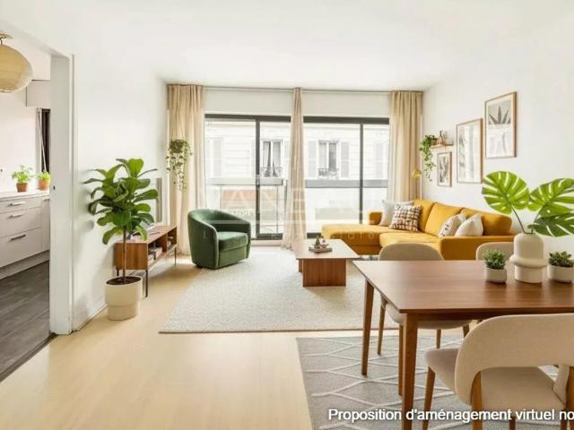 Paris XVe Volontaires / Vaugirard: Studio lumineux avec balcon