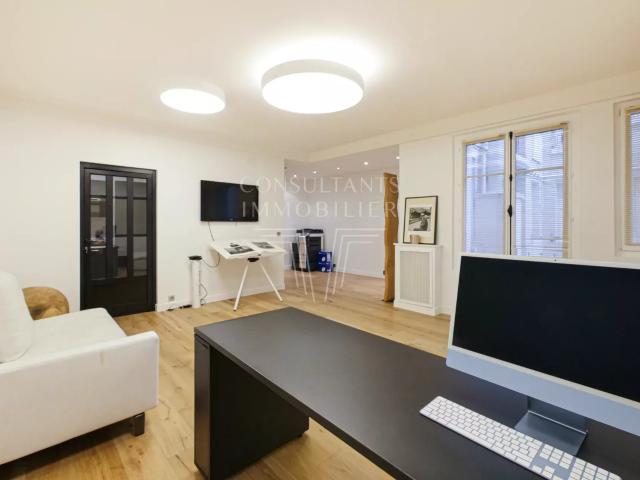 EUGENE MANUEL APPARTEMENT EN EXCELLENT ETAT