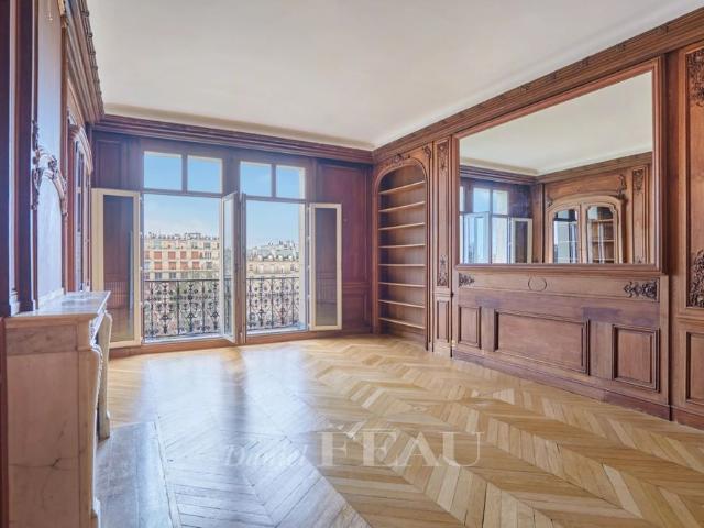 Paris XVIe Avenue Foch