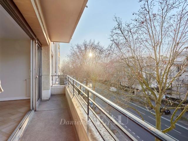 Paris XVIe Boulevard Suchet