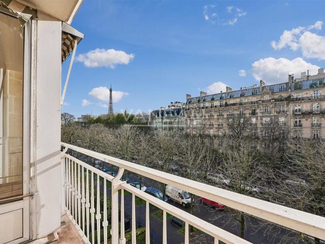 Paris XVIe Georges Mandel Pied à terre avec balcon 86m² Paris 16ème