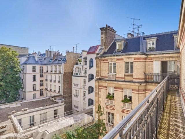 Paris XVIe Place Victor Hugo Picot