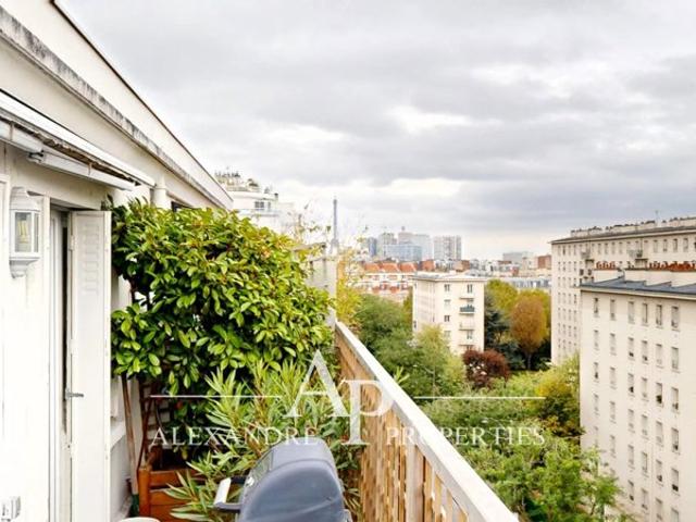 PARIS XVIème Appartement familial et de réception 5 chambres Terrasse