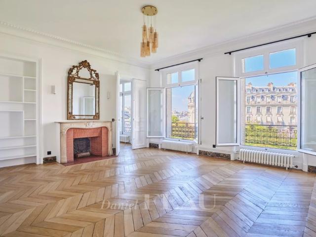 Paris XVIème La Muette Nord