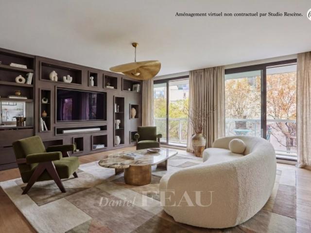 Paris XVIème Victor Hugo Square Lamartine 191m² 5ème étage balcons