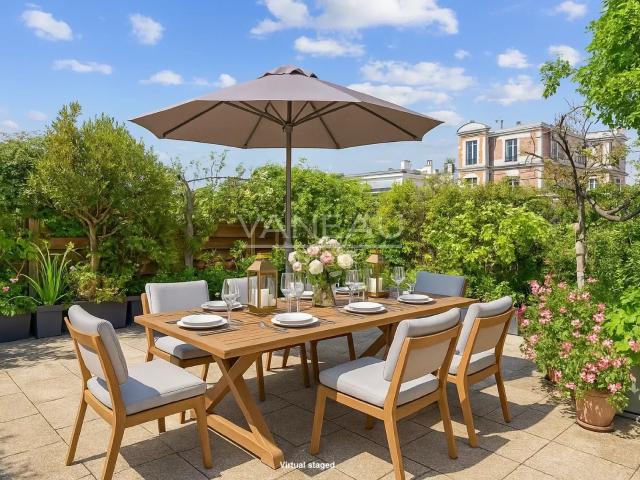 Paris XVIème Villa privée. 445m² Paris 16ème