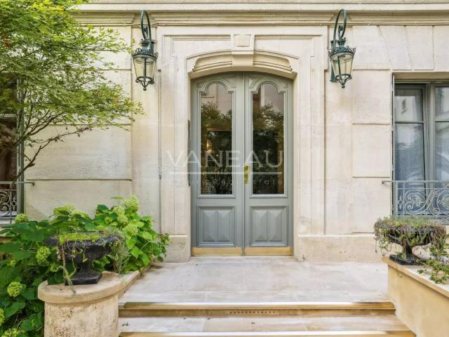 Paris XVIIe Copropriété de grand standing Appartement fam. 154m² Paris 17ème