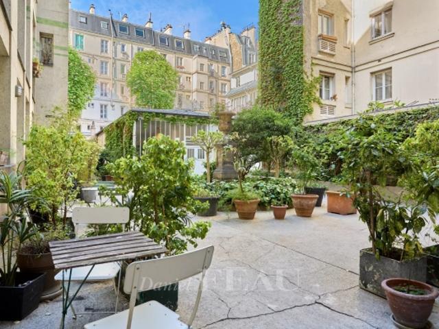 Paris XVIIe Rue de Lévis Villiers