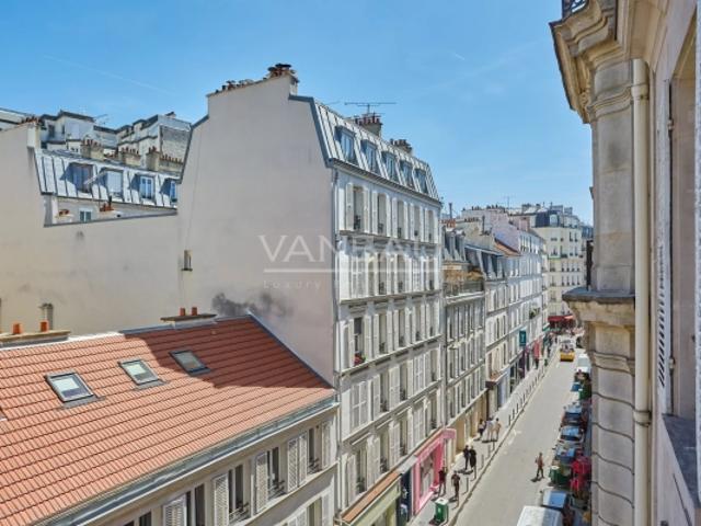 PARIS XVIIe Charmant deux pièces rue de Lévis