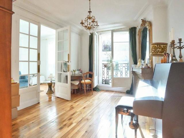 Paris XVIII Ornano Bel appartement 3 pièces