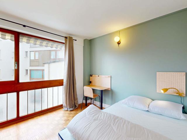 Paris Bobillot Room S 2