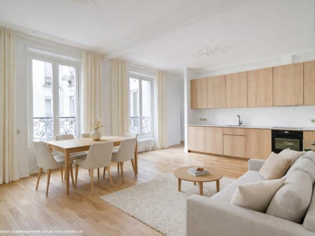 Paris IV Grand 2 pièces rénové par architecte Archives