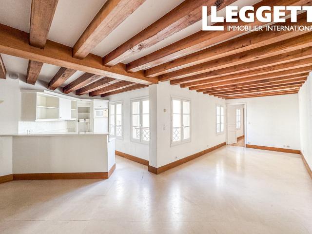 PARIS IV | Île Saint Louis | Havre de Paix Parisien | 3 Pièces | 70m² | Immeuble de 1750 AVEC ASCENSEUR
