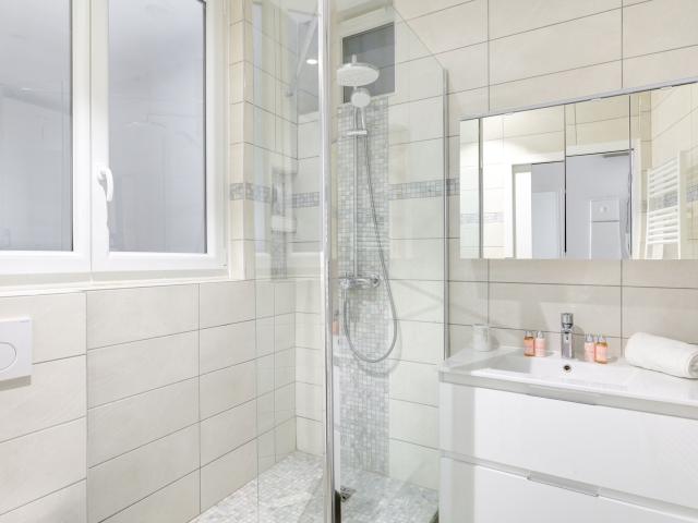 Parisian Elegance – Luxury in Daumesnil