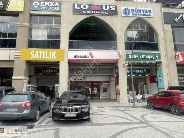 Park Mavera 1'de Bankaların Yanında Satılık 98 M2 Dükkan