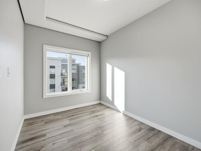 Park Ave 2 Bedroom Apartment for Rent at 11235 105 Ave Nw, Edmonton, AB T5H 3X4 Queen Mary Park