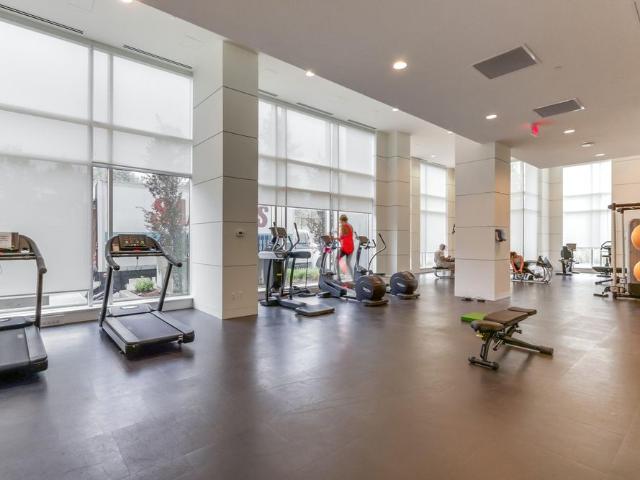 Park Avenue. One Bedroom Close to King George Skytrain Station
